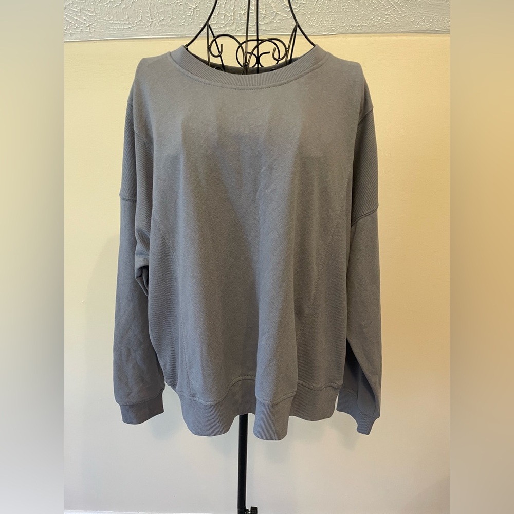 Pink republic classic crewneck Gray sweatshirt ribbed side panels size XL NWT